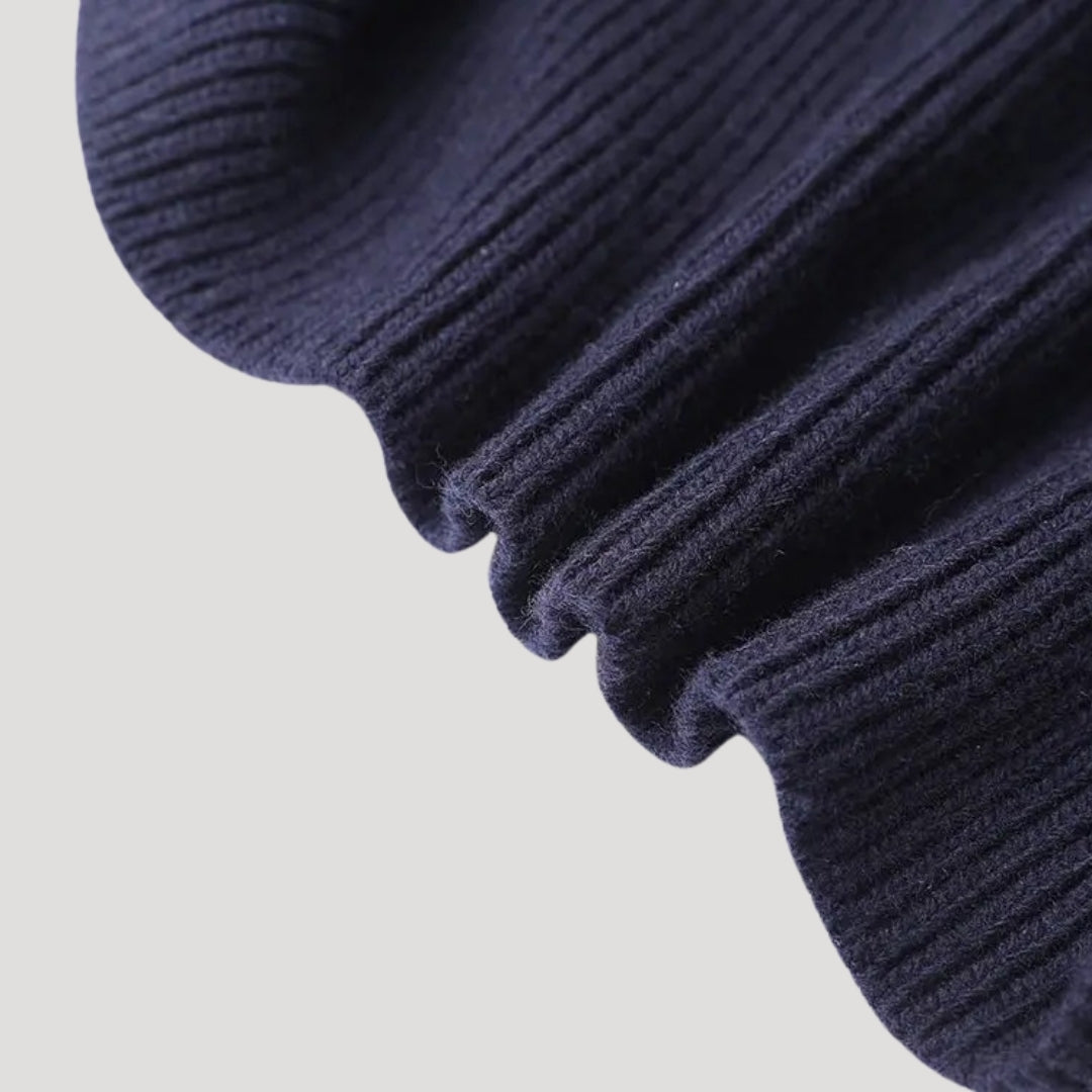 Stylish women's cardigan in navy with trendy denim finish