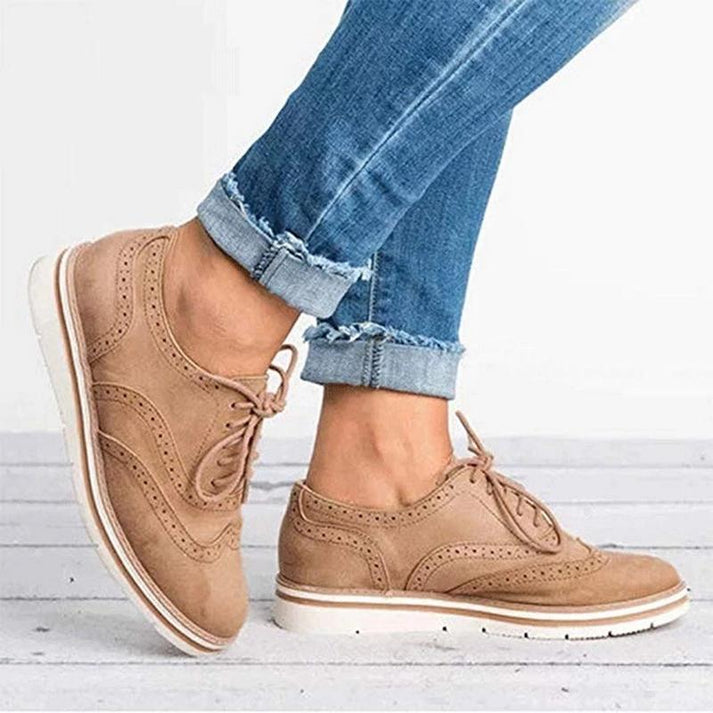 Women’s Lace Up Oxford Shoes with Brogue Detail