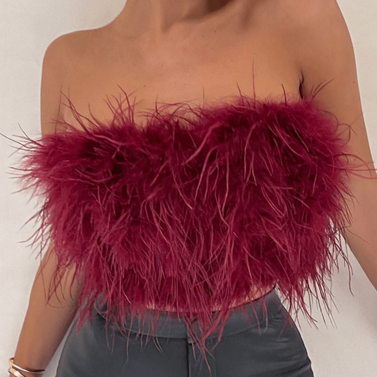 Women’s Strapless Feather Trim Party Crop Top