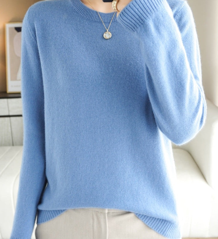 Women's Classic Round Neck Sweater