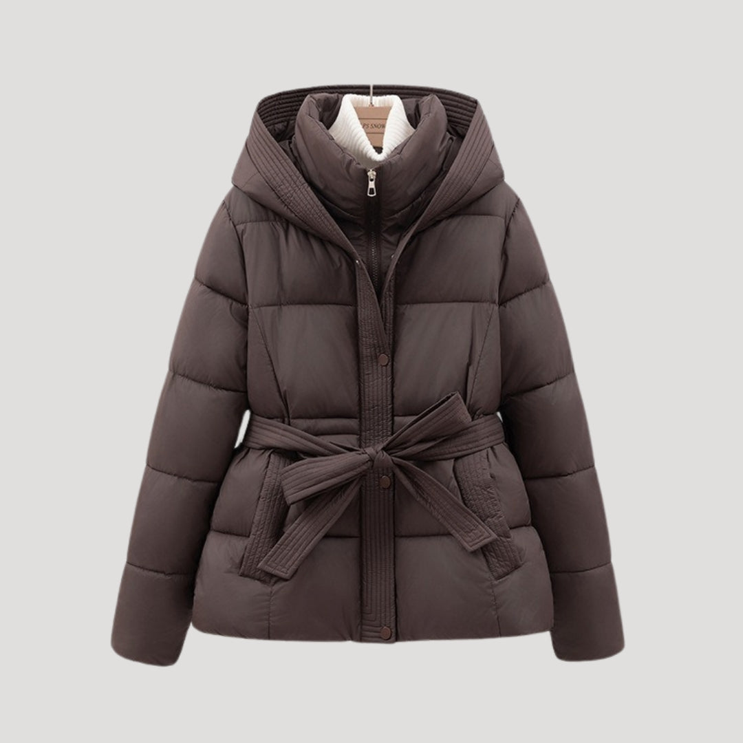 Stylish women's puffer jacket with hood and adjustable belt