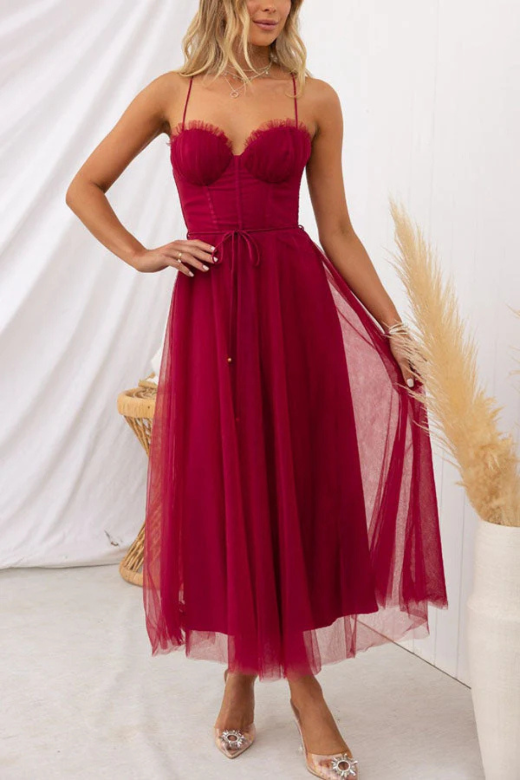 Women’s Sweetheart Neck Tulle Midi Dress