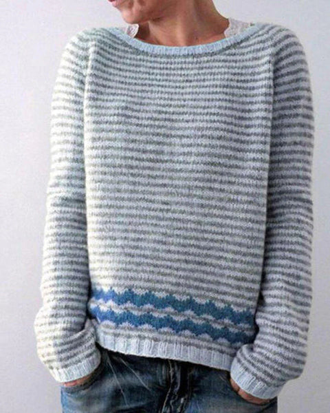 Stylish Women's Sweater with Retro Pattern for Autumn