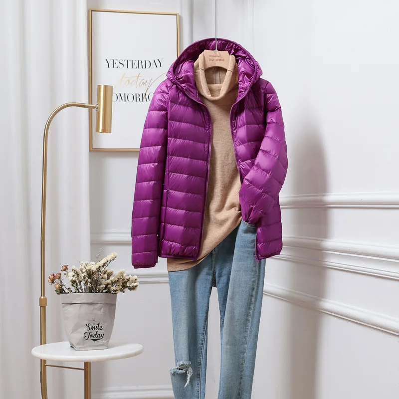 Stylish Women's Puffer Jacket - Lightweight and Water-Resistant