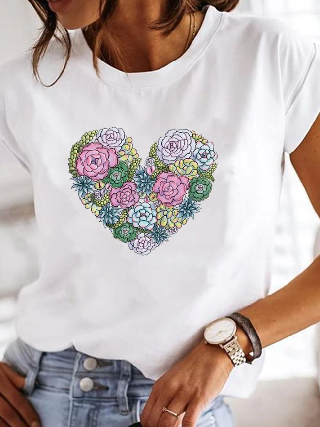 Women’s Relaxed Fit Graphic T-Shirt