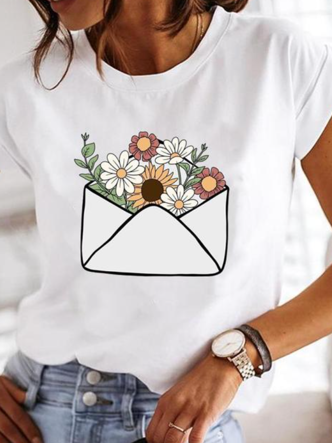 Women’s Relaxed Fit Graphic T-Shirt