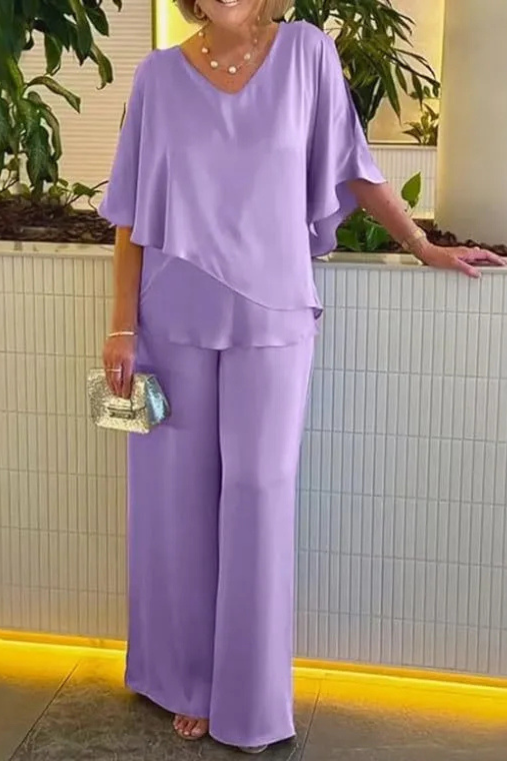 Elegant Women’s Two Piece Set V Neck Batwing Sleeve Top Wide Leg Trousers