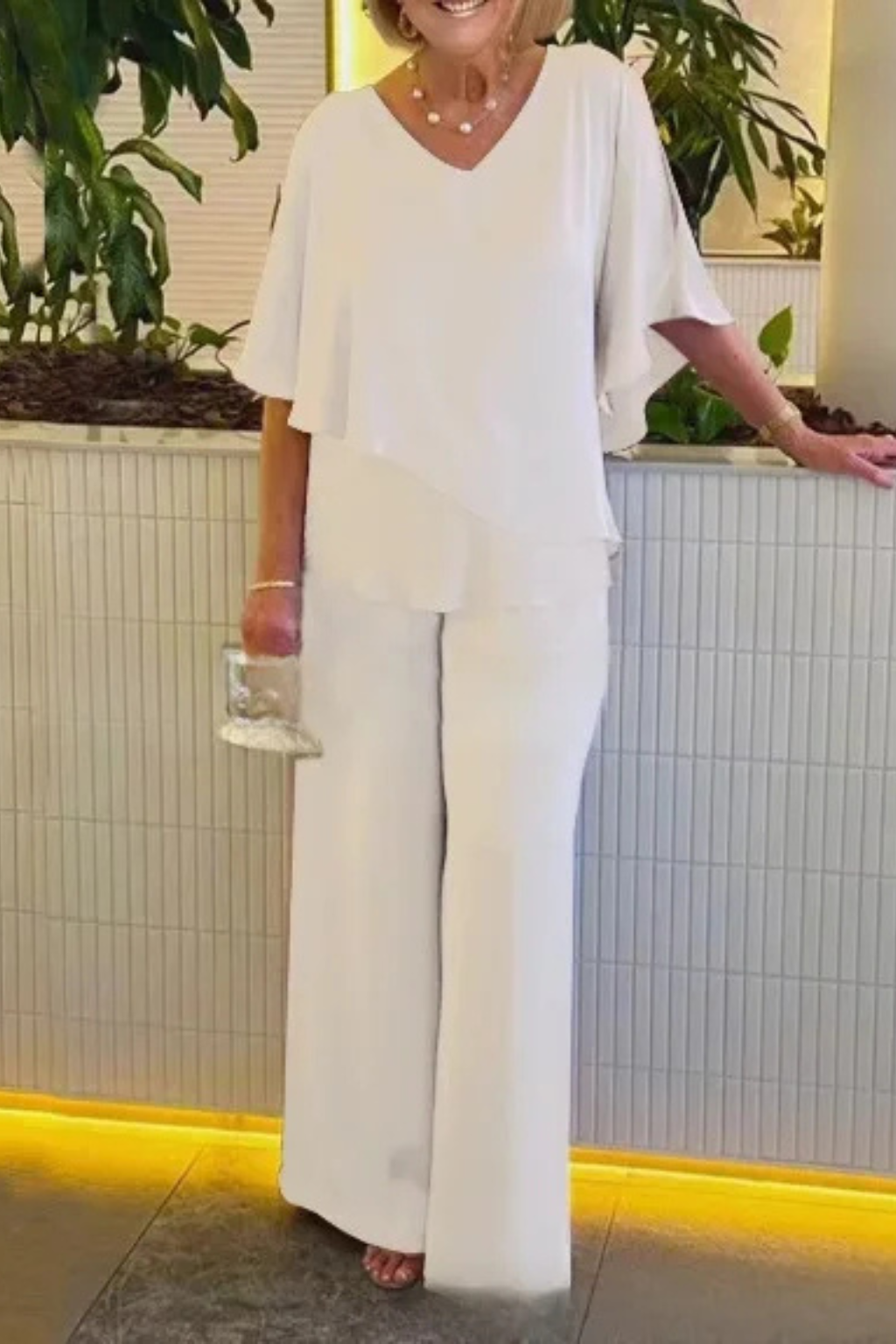 Elegant Two-Piece Flowing Lounge Set for Women
