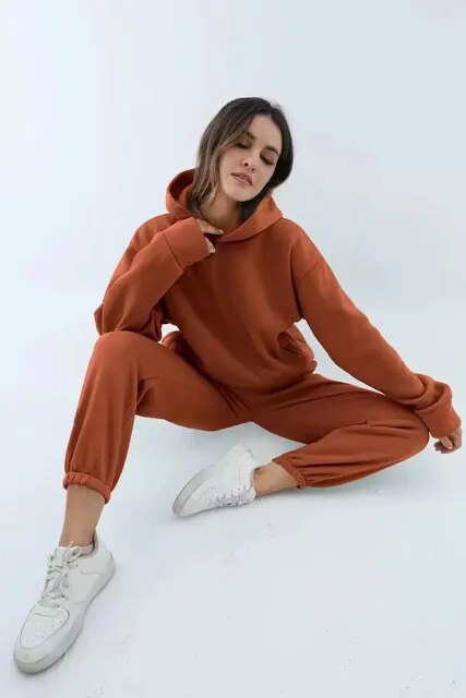 Women's Loungewear Set – Hoodie and Jogging Pants for Winter