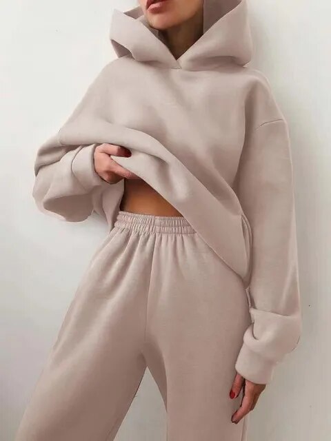 Women's Loungewear Set – Hoodie and Jogging Pants for Winter