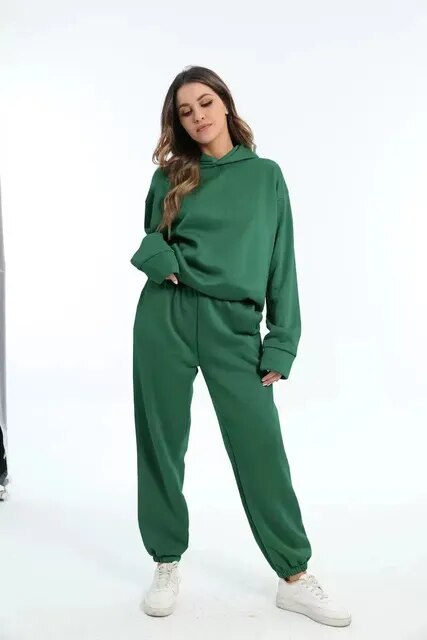 Women's Loungewear Set – Hoodie and Jogging Pants for Winter