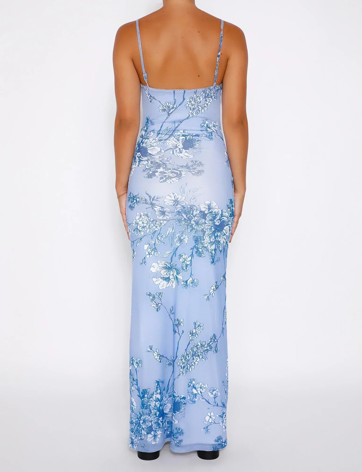 Elegant Floral Lace Maxi Dress