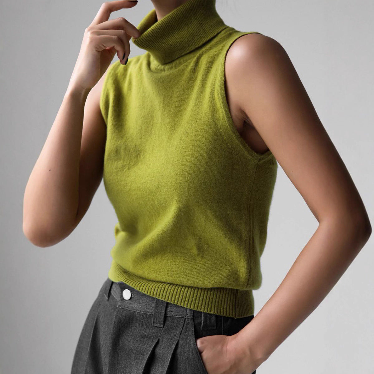Women's Sleeveless Mock Neck Knit Top with Slim Fit