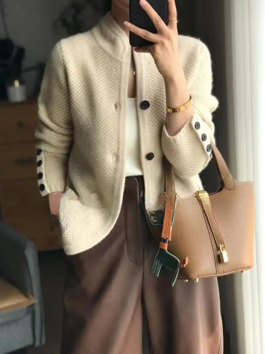 Women’s Button Front Knit Cardigan with Pockets