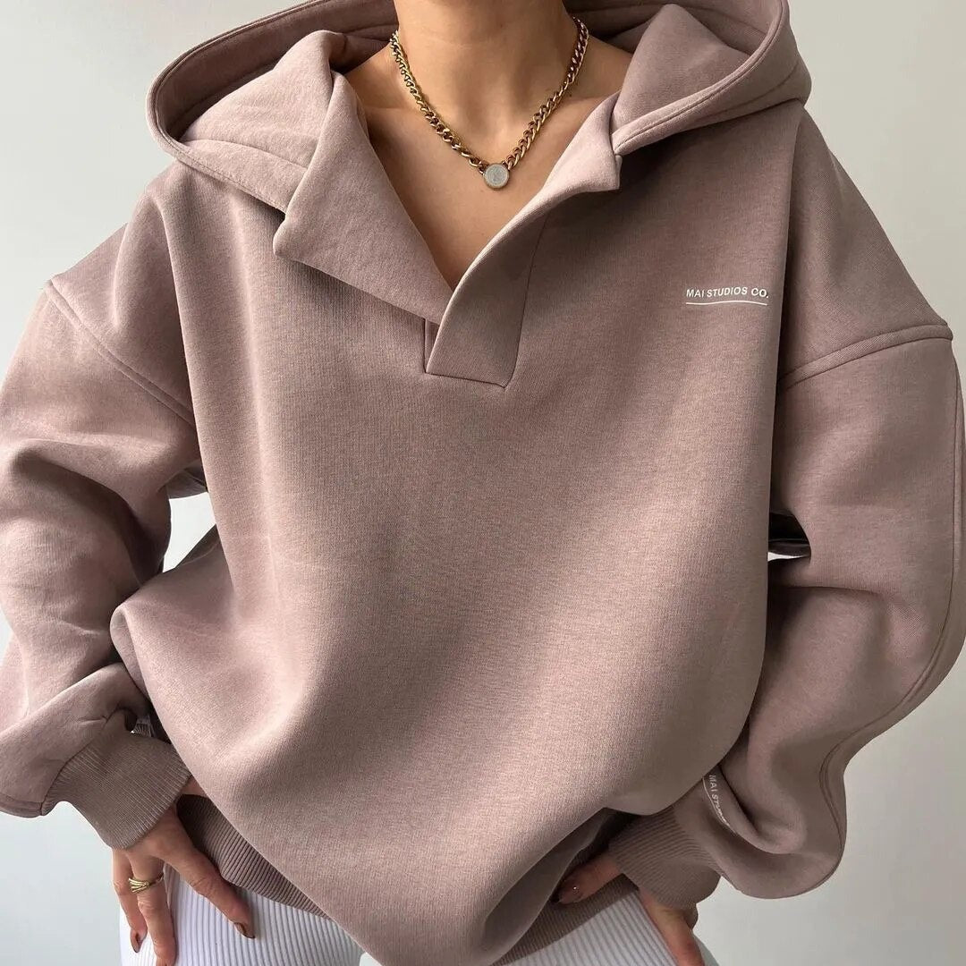 Comfortable Women's Oversized Hoodie with Drop Shoulder