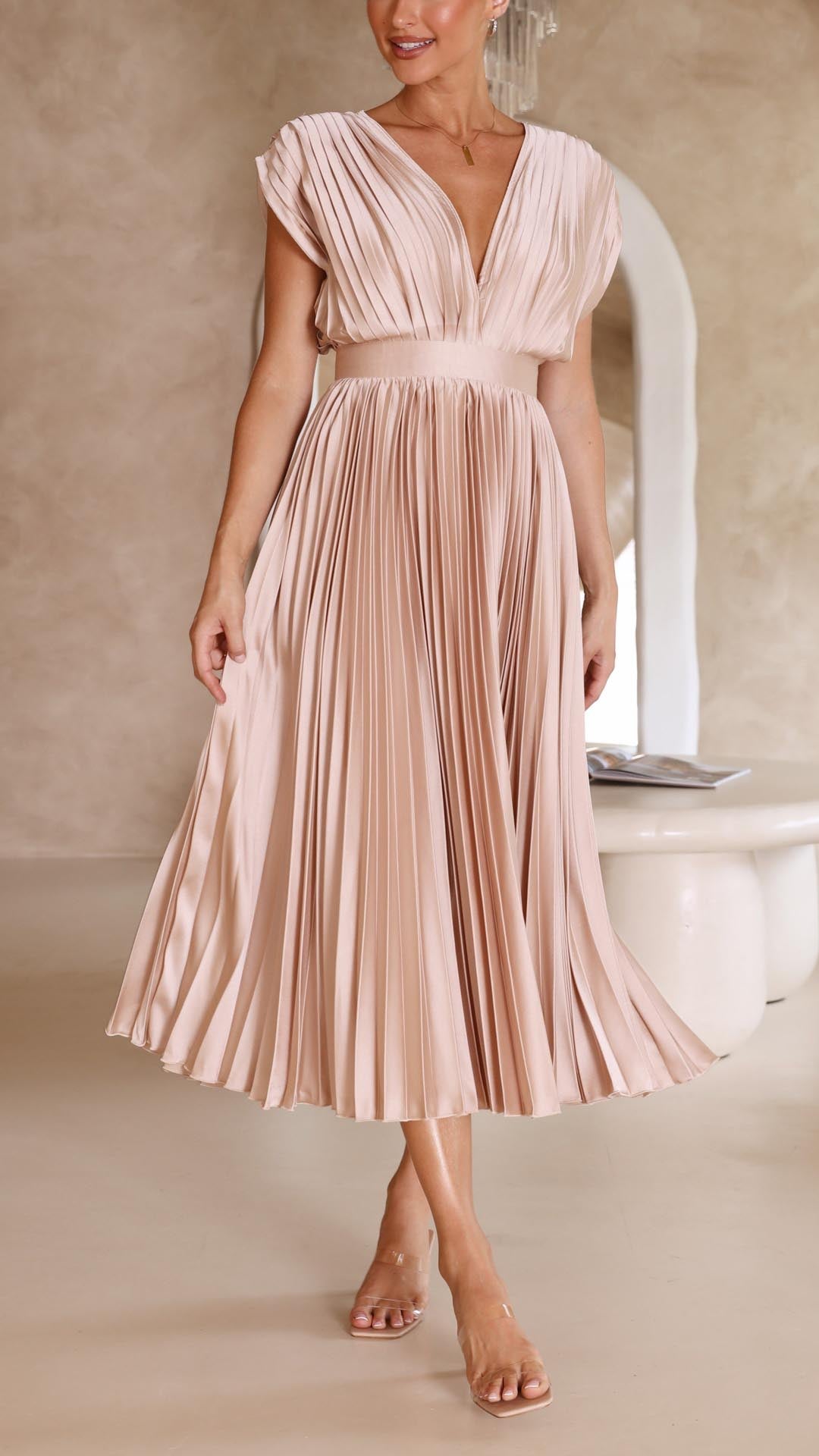 #Color_Champagne