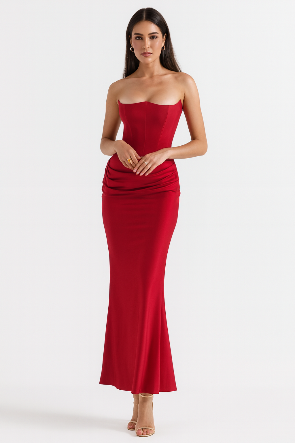 Chic Strapless Maxi Dress with Flowing Silhouette