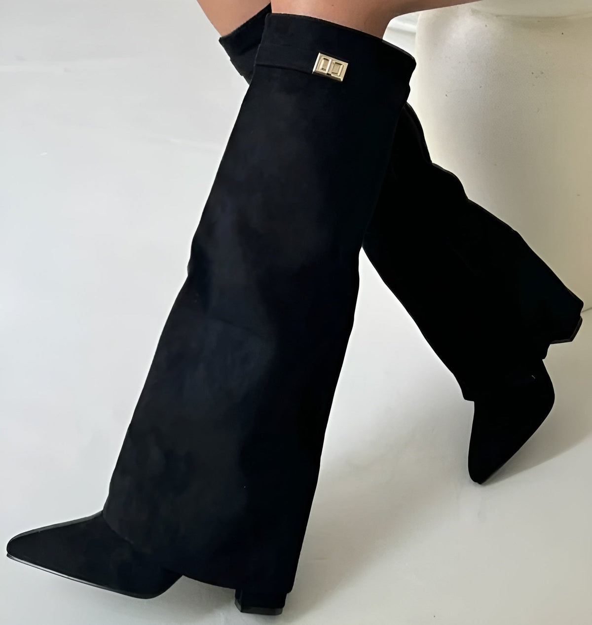 Women's Knee-High Block Heel Boots