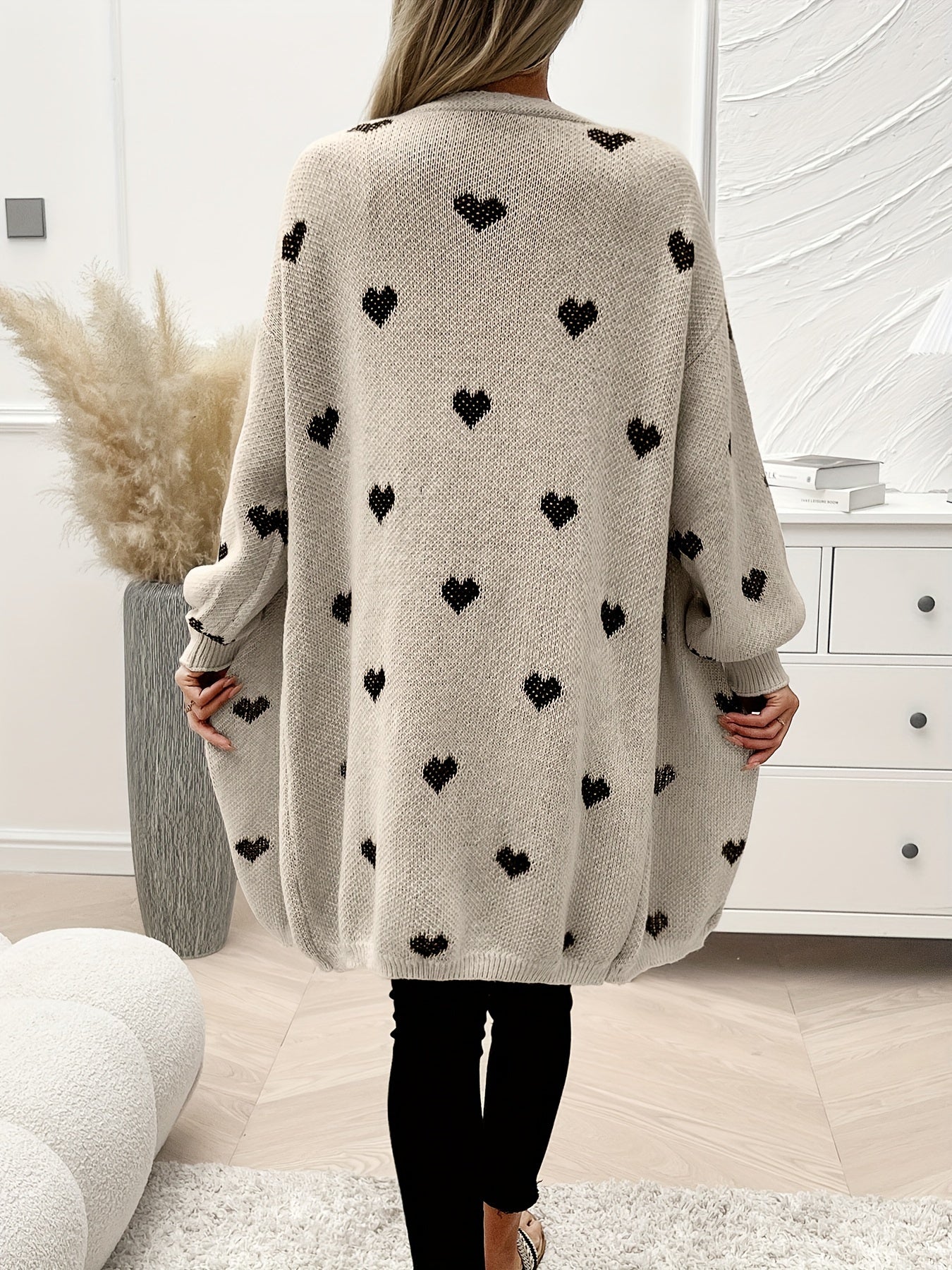 Stylish Women's Cardigan with Heart Pattern | Long Sleeves