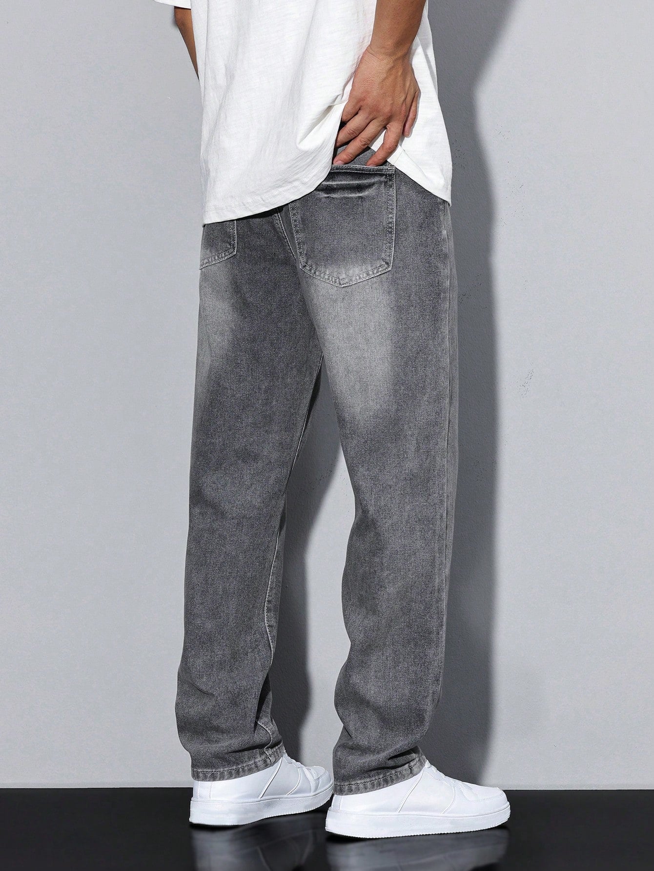 Men's Casual Jeans Solid Color Straight Fit