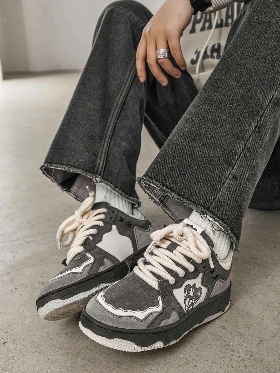 Men's Retro Low Top Streetwear Skate Sneakers