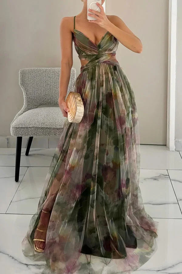 Women's Elegant Sleeveless Maxi Dress with Textured Layered Detailing
