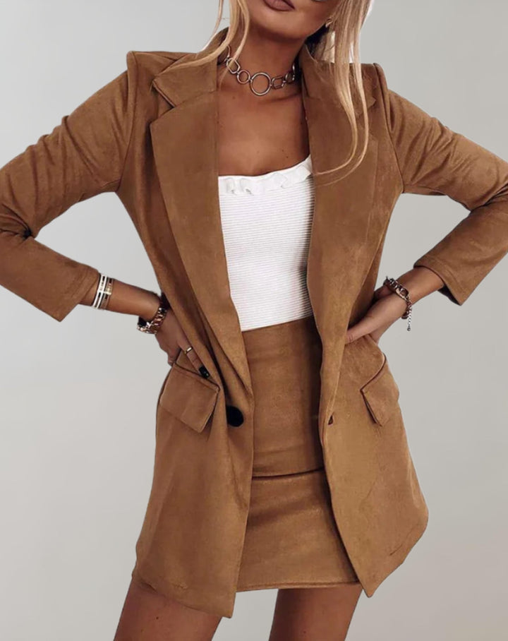 Women's Tailored Blazer & Mini Skirt Se