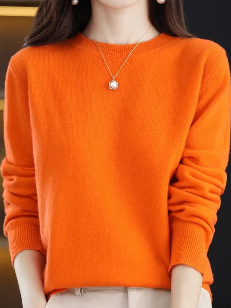 Women's Classic Round Neck Sweater