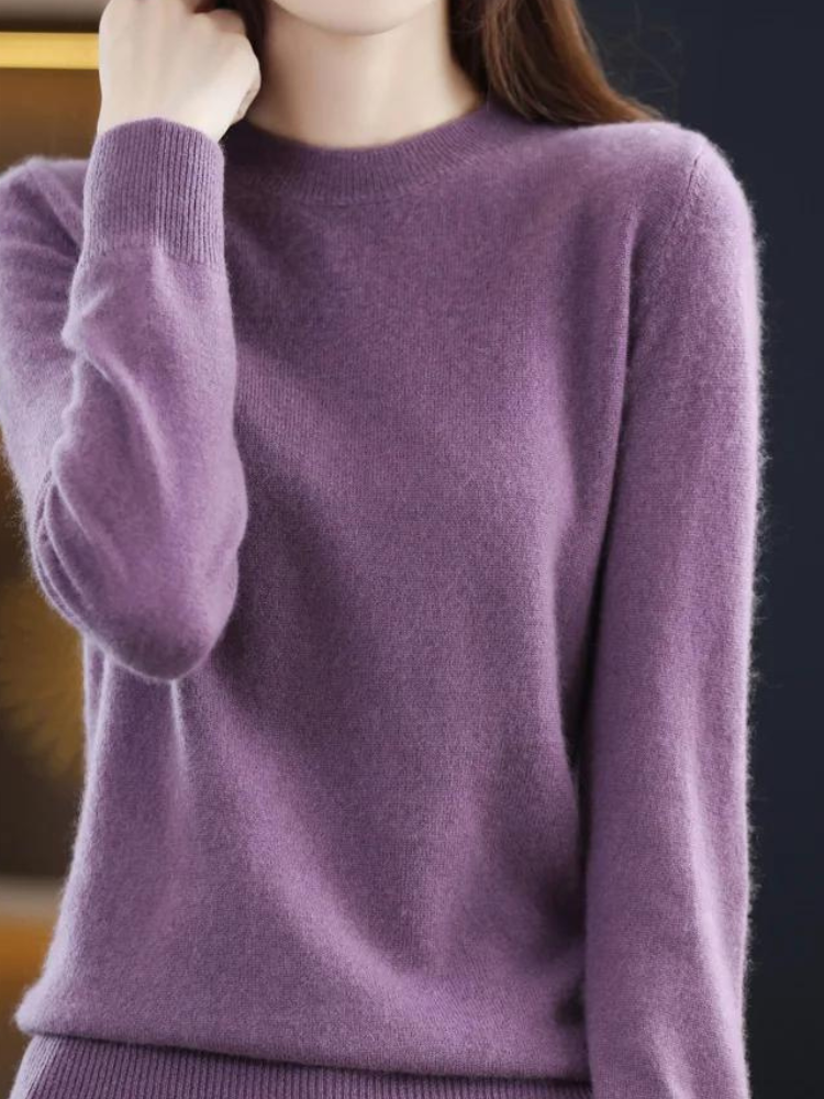 Women's Classic Round Neck Sweater