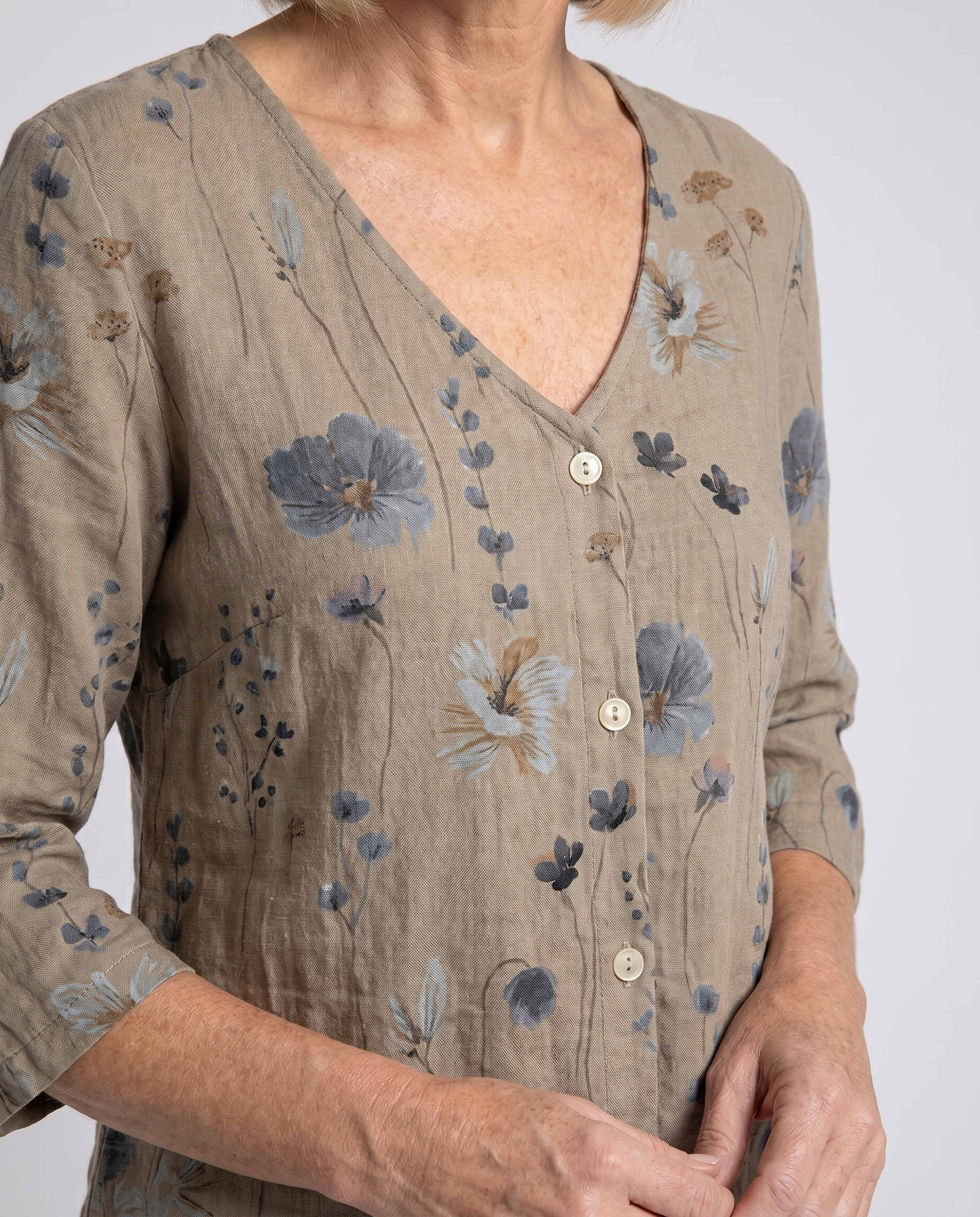 Women's Floral V-Neck Blouse with Three-Quarter Sleeves