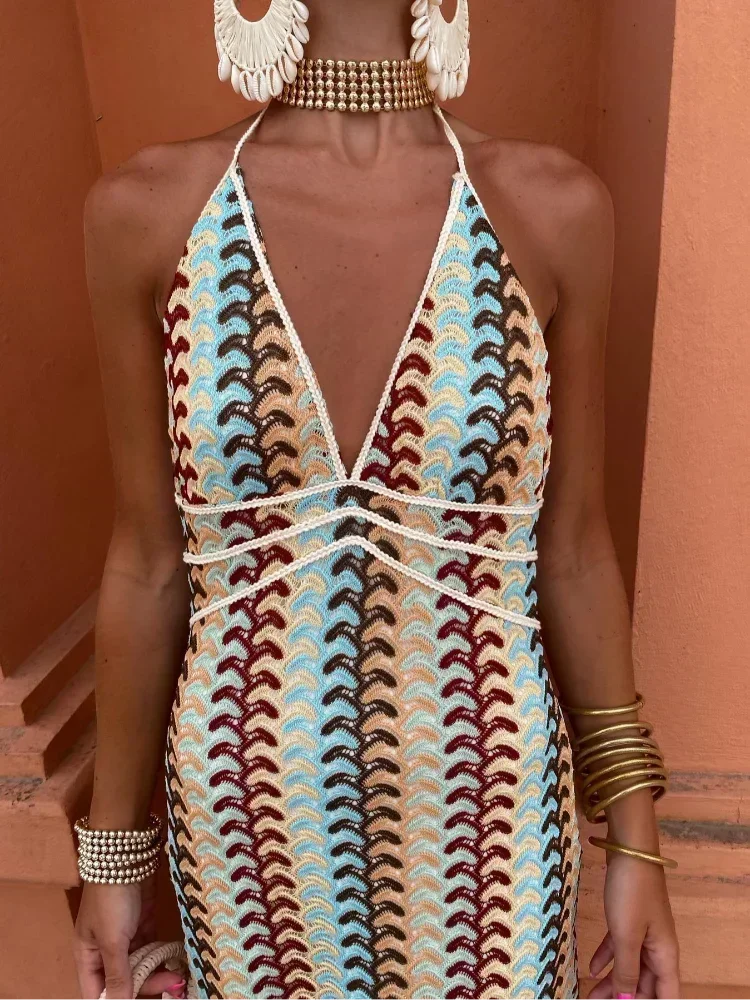 Zeynep - Women’s chevron halter maxi dress with waist tie