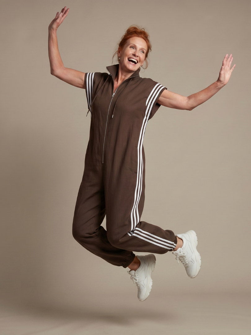 Women's Retro Zip-Up Jumpsuit with Side Stripes