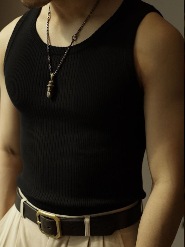 Men’s Classic Knitted Tank Top with Ribbed Crew Neck Design