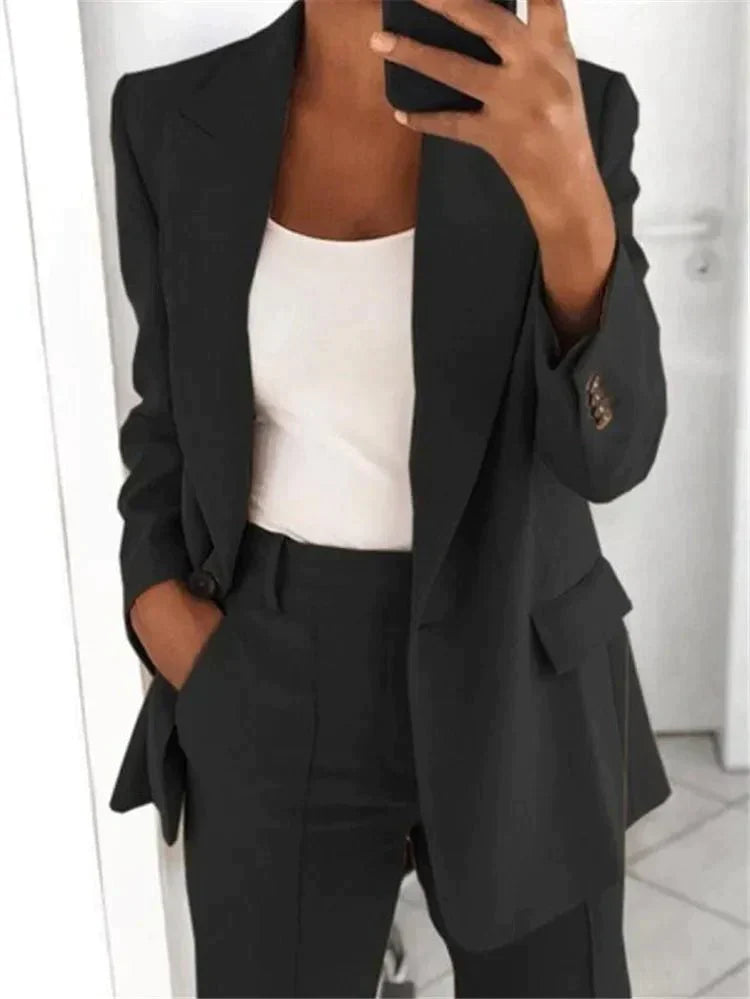 Women's Tailored Blazer & Straight-Leg Pants Set