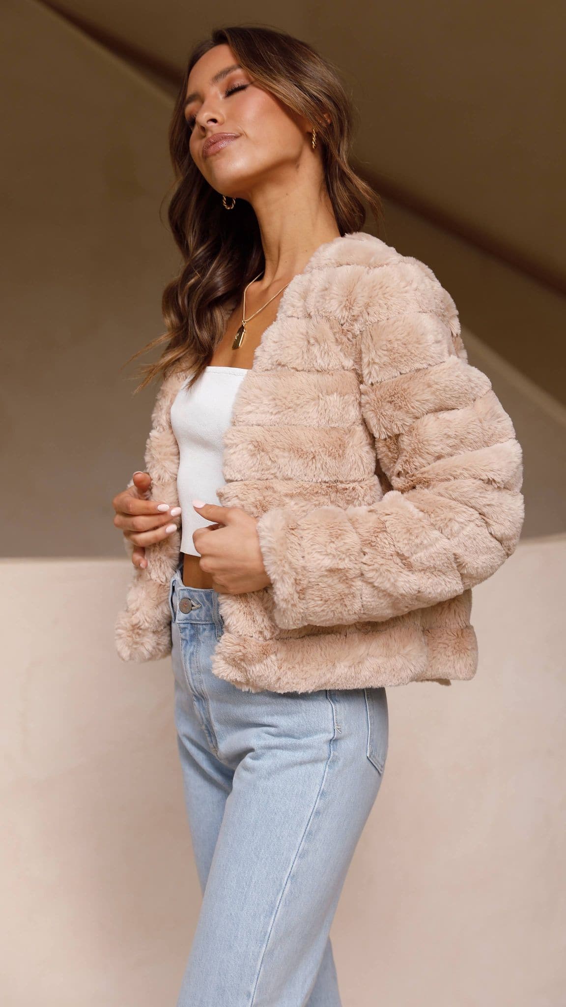 Stylish Luxury Women's Crop Jacket