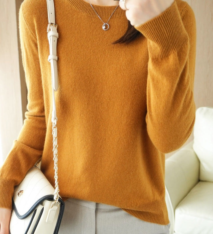 Women's Classic Round Neck Sweater