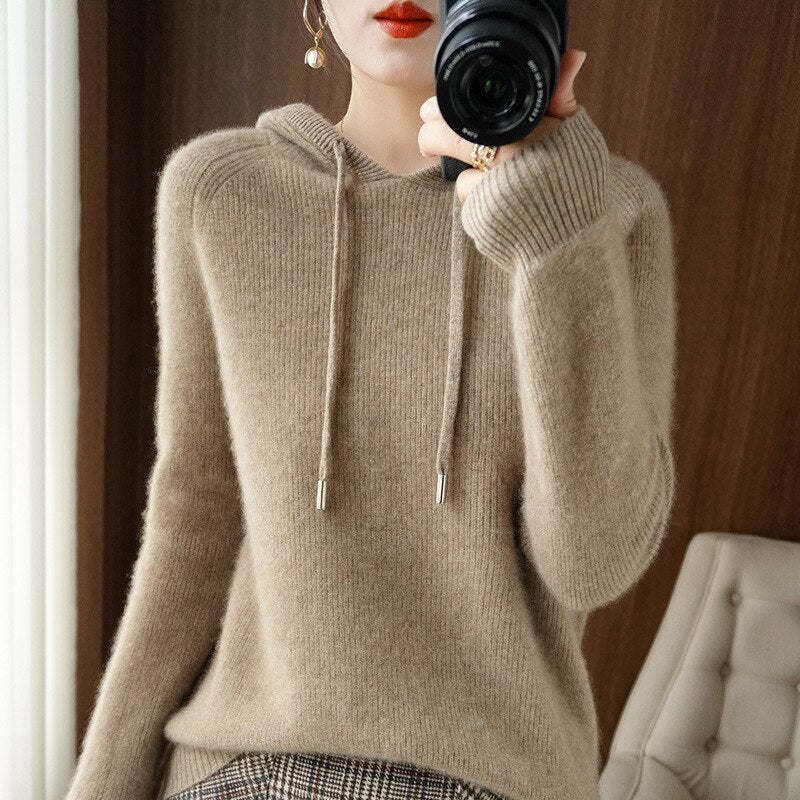 Stylish Women's Hoodie Comfortable Knit