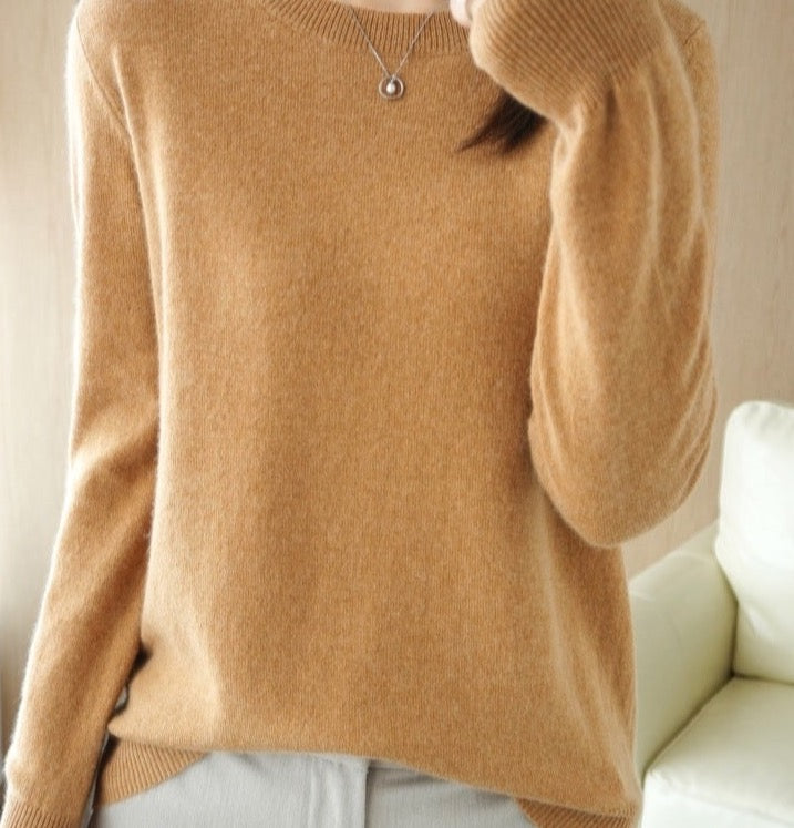 Women's Classic Round Neck Sweater