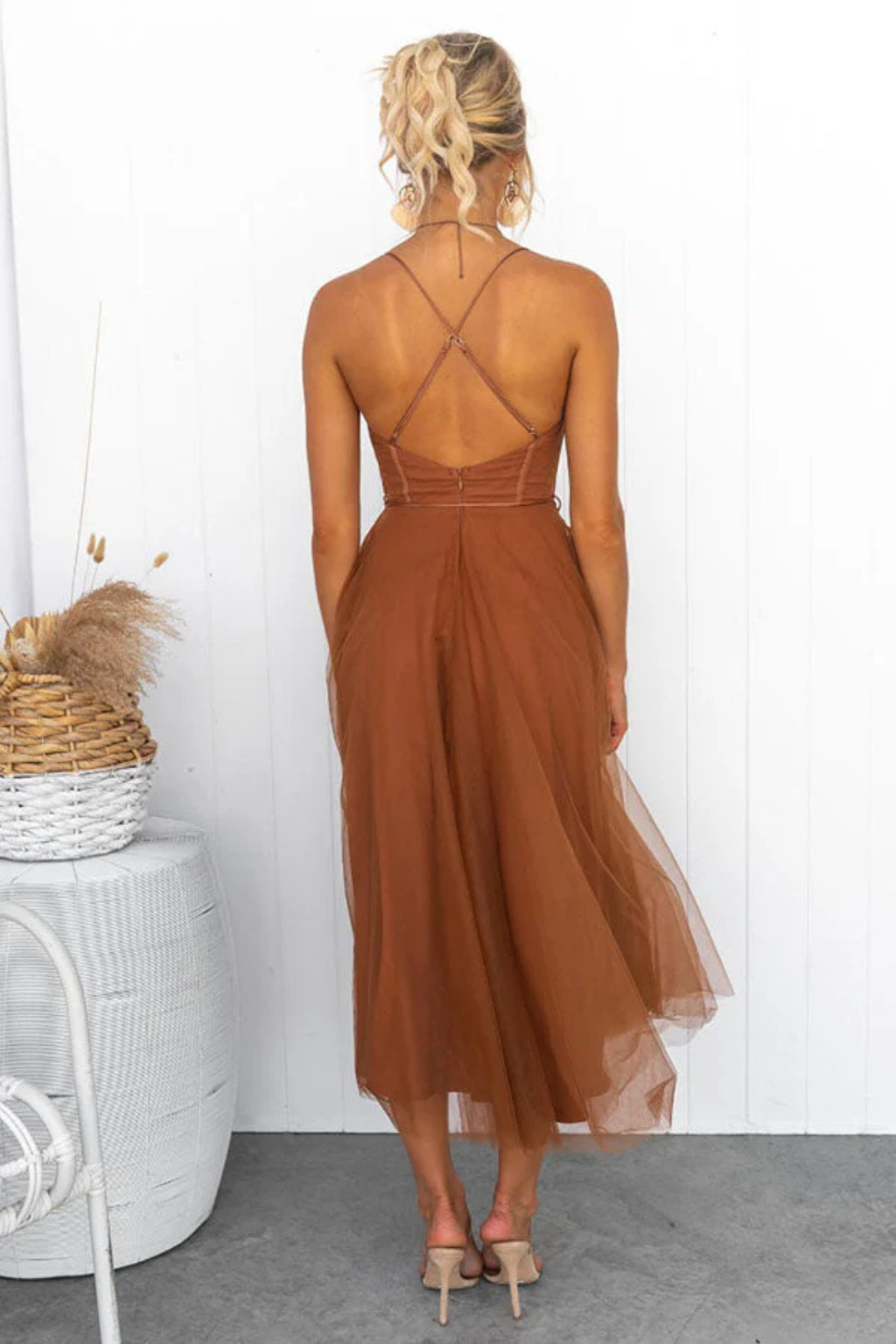 Women’s Sweetheart Neck Tulle Midi Dress