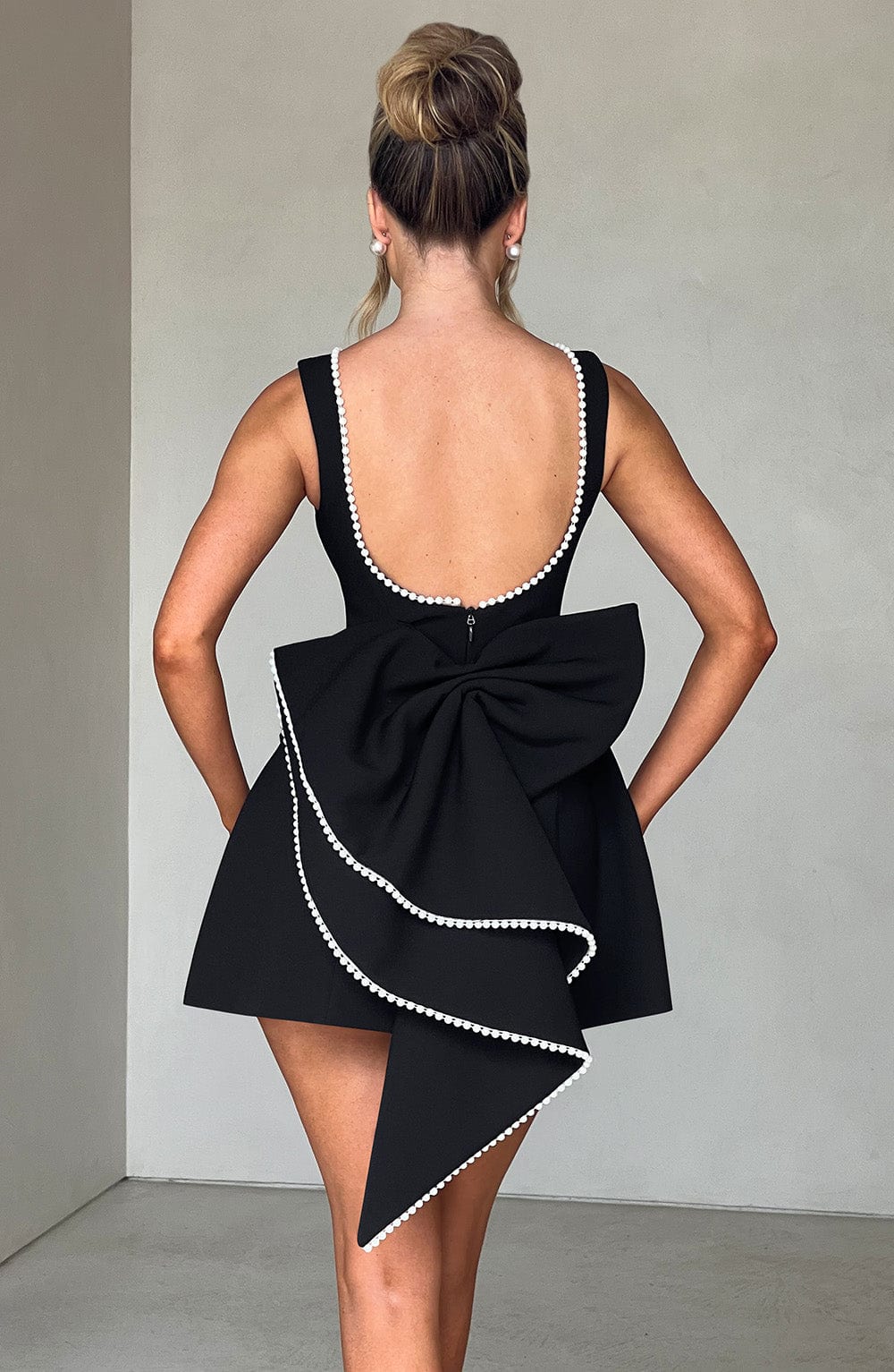 Women’s Open Back Bow Detail Mini Dress for Parties and Special Occasions