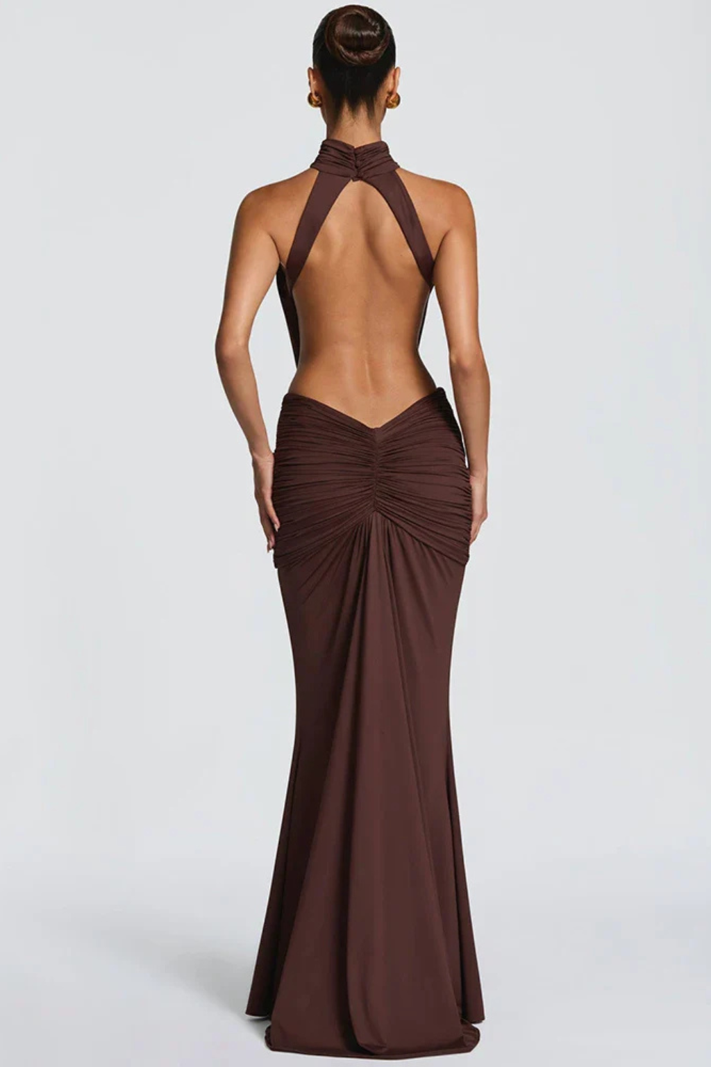 Women’s Backless Halter Maxi Dress for Evening Glamour