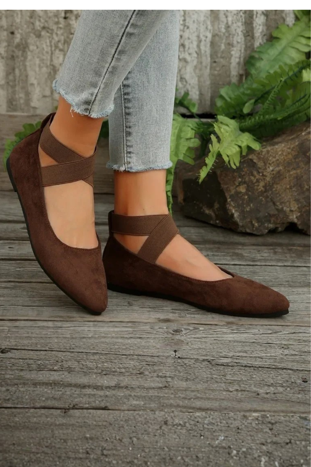 Women’s Pointed Toe Mary Jane Flats for Everyday Comfort