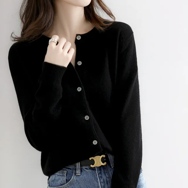 Luxurious Cashmere Cardigan with Soft Buttons