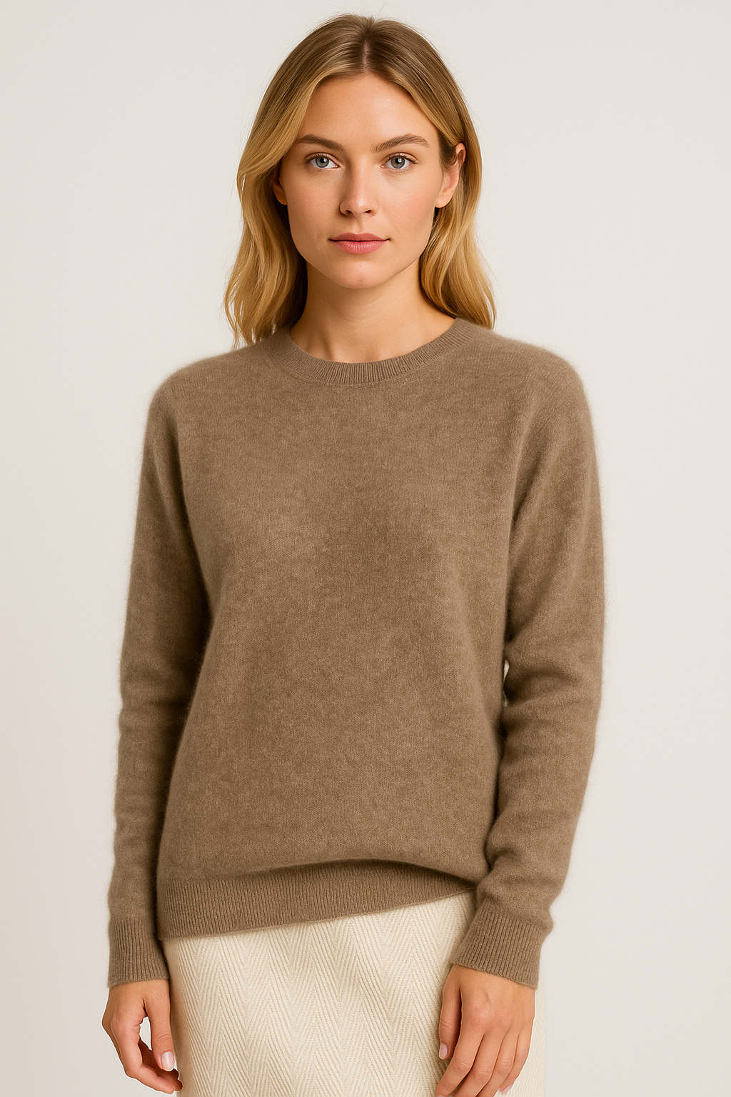 Women’s Classic Crew Neck Long-Sleeve Knit Sweater
