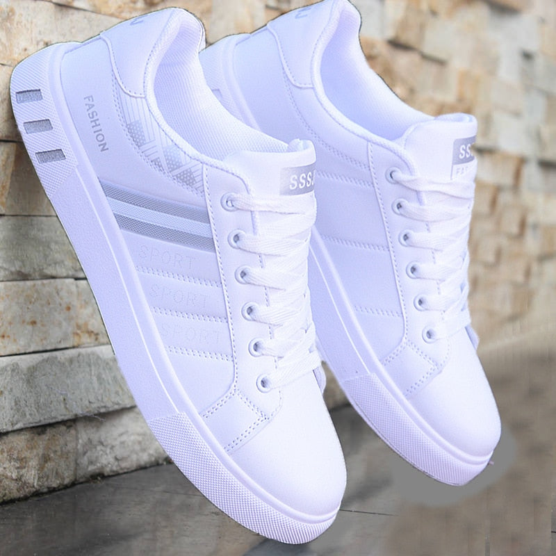 Stylish men's sneakers with soft insole