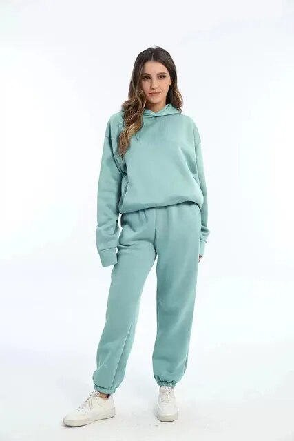 Women's Loungewear Set – Hoodie and Jogging Pants for Winter
