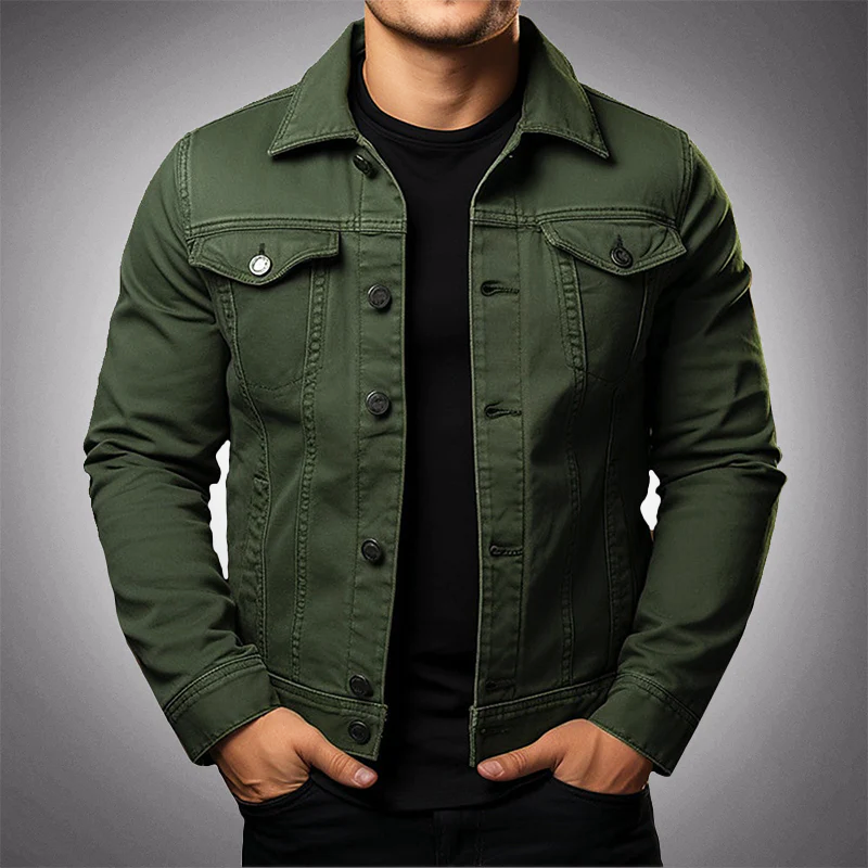 Stylish Denim Jacket for Men with Buttons and Practical Pockets