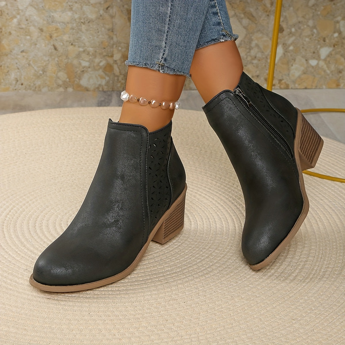 Women's Side Detail Block Heel Ankle Boots