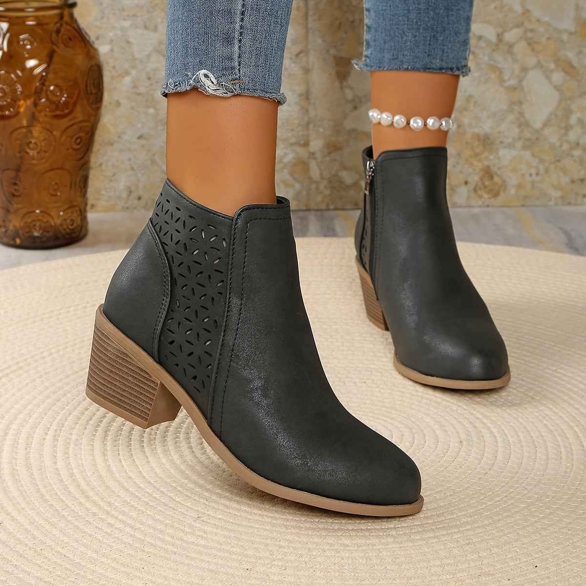 Women's Side Detail Block Heel Ankle Boots