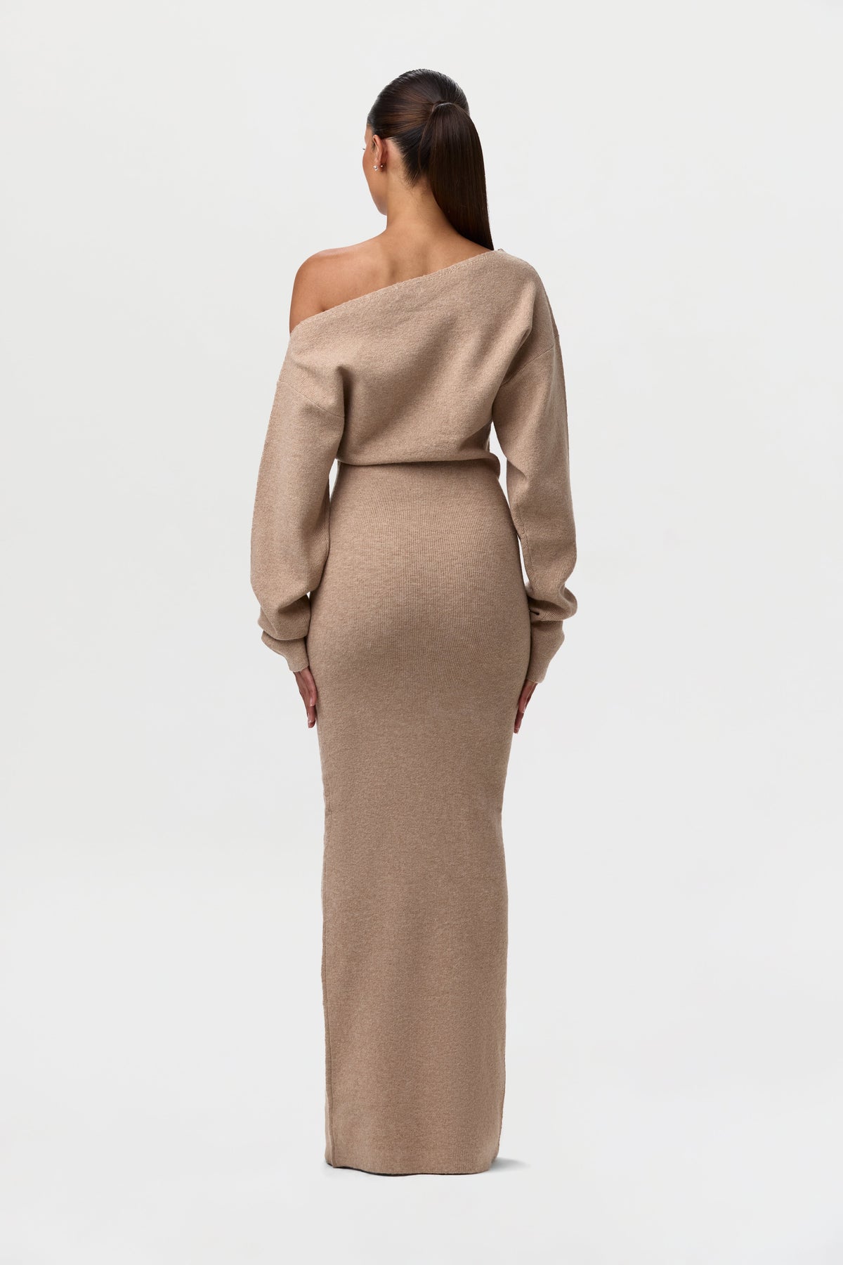 Women’s Off-Shoulder Long Sleeve Maxi Dress with Fitted Waist